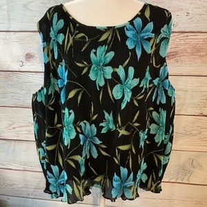 COPY - - Size 28 Woman’s black & blue sleeveless tunic top